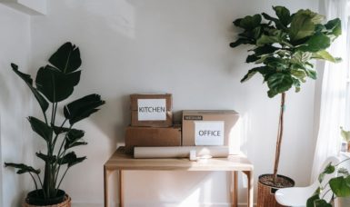 Should You Move Out of Your Home During a Divorce?