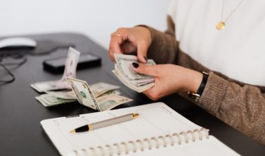 Should You Stop Paying the Mortgage & Spouse’s Bills During a Divorce?